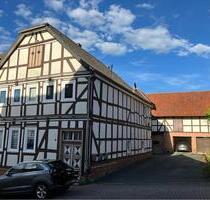 Fachwerkhaus mit 3 Wohnungen und Nebengebäude provisionsfrei - Frankenberg (Eder)