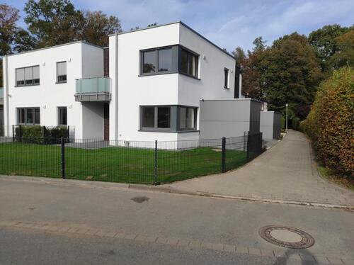 Foto - 2 Zimmer-Wohnung 2022 mit Garten und Garage