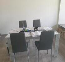 kleines Büro zu vermieten - 300,00 EUR Kaltmiete, in Gütersloh (PLZ: 33330)