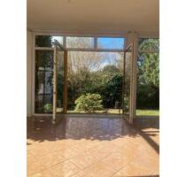 Biesdorf, Haus im Haus! Komplette Etage mit eigenem Garten, Wintergarten, Terrasse, Kaminofen, Stellplatz - Berlin Marzahn-Hellersdorf