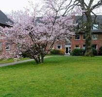 Provisionsfrei in Nienstedten: 4 Zimmer mit großem Garten - Hamburg Altona