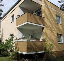 Wohnung mit Stellplatz in zentraler, grüner und ruhiger Lage - Berlin Steglitz-Zehlendorf