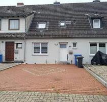 Modernisiertes RMH mit Garten, Terrasse und Stellplätzen - Salzgitter