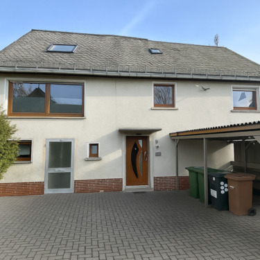 Foto - Großzügiges Wohnhaus mit 265 m² Wohnfläche