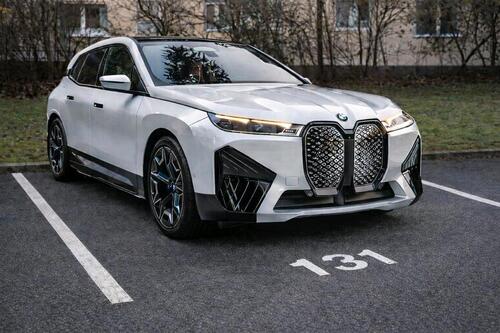 Foto - sichere KFZ Außen + Tiefgaragenstellplätze zu vermieten In Mainz