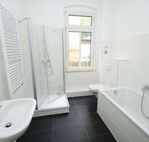 5-Zimmer-Whg im EG einer Altbau-Stadtvilla mit TERRASSE, Wanne+Dusche, Gäste-WC - Altenburg