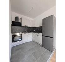 Stilvoll modernisiert: 3-Raum-Wohnung mit Einbauküche - Chemnitz Kapellenberg