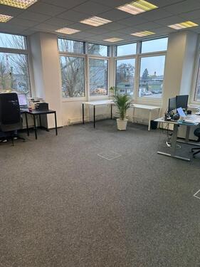 Foto - Helle Bürofläche in modernem Bürokomplex in Umkirch