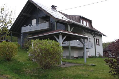Foto - 7 Zimmer Mehrfamilienhaus, Wohnhaus in Laubach