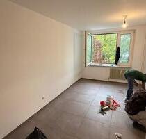 Frisch Sanierte Wohnung in Hamburg 2. Z