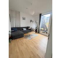 Wunderschöne 3-Zimmer DG-Wohnung, 2 Bäder, 2 Balkone, Wohnküche - Berlin Pankow