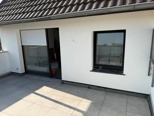 Foto - Sanierte DG Wohnung mit großer Dachterrasse am Rheydter Markt