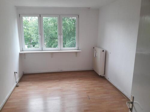 Foto - Dachgeschosswohnung - 414,00 EUR Kaltmiete,
