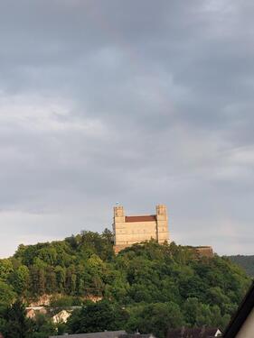 Foto - Neuwertige 2 - Zimmer-Wohnung mit großer Terrasse