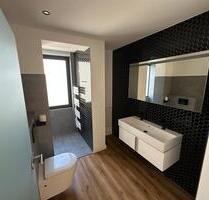 Zentrale 2-Zimmer-Wohnung (67,5 m²) mit Klimaanlage & Einbauküche - Wuppertal Elberfeld