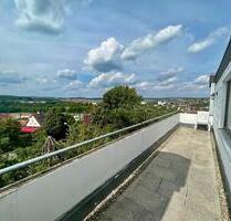 3-Zimmer Penthousewohnung mit traumhafter Aussicht und Terasse - Göppingen Faurndau