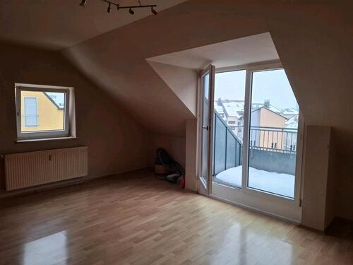 Foto - Verkauf 3 Zimmer Dachgeschoss Wohnung sehr zentral