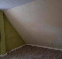 Etagenwohnung - 950,00 EUR Kaltmiete, in Großröhrsdorf (PLZ: 01900)