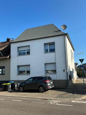 Foto - Ein - Zweifamilienhaus mit guter Renditemöglichkeit in Ensdorf