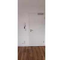 2 Zimmer Wohnung NEU Renoviert - 312,00&nbsp;EUR Kaltmiete, ca.&nbsp; 48,00&nbsp;m&sup2; in Zeulenroda-Triebes (PLZ: 07937)