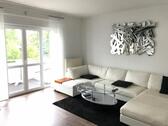 Foto - Helle 3- Zimmer Wohnung mit S-Bahn Nähe