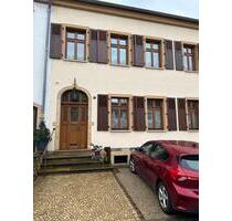 4-ZKB im schönen Bauernhaus - 1.050,00&nbsp;EUR Kaltmiete, ca.&nbsp; 100,00&nbsp;m&sup2; in Saarlouis (PLZ: 66740)