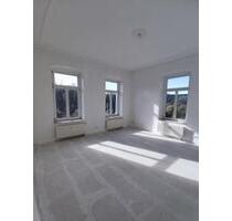 Schöne und helle 2 Zimmer-Wohnung, Küche, Diele, Bad - Grünhainichen