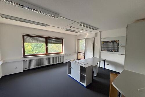 Foto - Büroflächen im Gewerbepark Rottendorf - Optional Hallenfläche buchbar - All-in-Miete