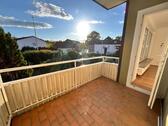 Foto - Schöne renovierte 3 Zimmerwohnung mit Balkon und Einbauküche - Stellplatz möglich