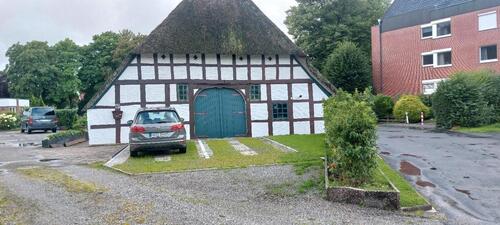 Foto - Parkplatz im Innenhof Stellplatz zu Vermieten