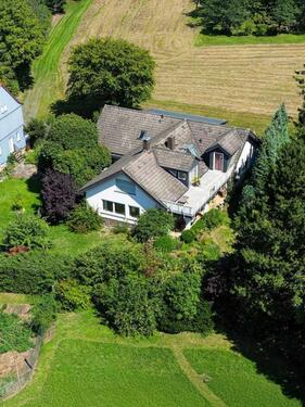 Foto - Ein Raumwunder im Grünen - Wohn- und Geschäftshaus Nähe Alsfeld