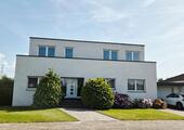 Foto - Modernes Zweifamilienhaus in Dürwiß mit Staffelgeschoss, Dachterr