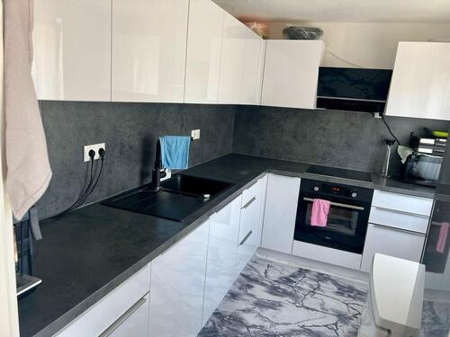 Foto - Top 3-Zimmer-Wohnung ,5 Min. zu Mercedes-Benz ,Zentral & Modern