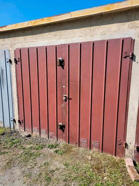 Foto - Garage zu vermieten mit neuem Garagentor