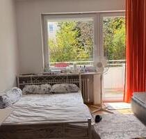 1 Zimmer-Apartment mit Balkon - 1.000,00 EUR Kaltmiete, in München (PLZ: 81673) Berg am Laim