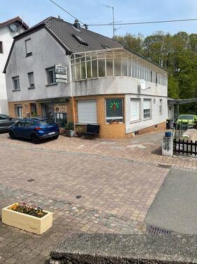 Foto - Wohnhaus mit Gewerbefläche ( ehem. Bäckerei)