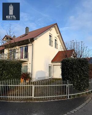 Foto - Reihen-Eckhaus mit Garten und Balkon in Straubing-Ost zu vermieten