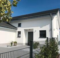 Traumhaus, Traumaussicht, TOP modern, PV Wärmepumpe - Neustadt (Wied) Hombach