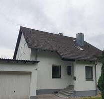 Einfamilienhaus mit Einliegerwohnung und Garage zu vermieten - Breitenbrunn