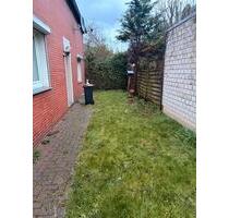 Haus zur Vermietung in Büttgen mit Hof, Garten, Carport - Kaarst