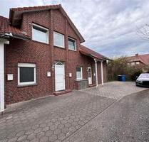 Hell & geräumig - 3 ZKB Wohnung mit Tageslichtbad im Reihenhaus - Steinfeld (Oldenburg)