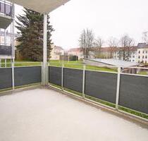 Helle, modern sanierte 3 Raum EG-Wohnung mit XXL-Balkon und Tageslichtbad - Chemnitz Bernsdorf