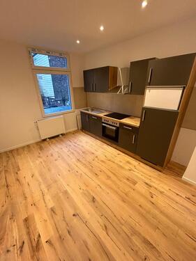 Foto - Moderne, 75,75 m², 2‑Zimmer‑Wohnung mit Einbauküche und Badewanne – Hünefeldstraße Wuppertal