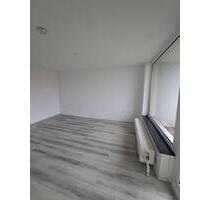 Helle 3 Zimmer Wohnung mit Balkon in Garbsen - sofort bezugsfrei