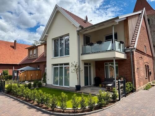 Foto - Neuwertige 83-m²-Wohnung mit Garten, Terrasse und Stellplatz