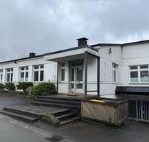 Bürogebäude mit Lagerfläche zu vermieten – vielseitig nutzbar - Finnentrop