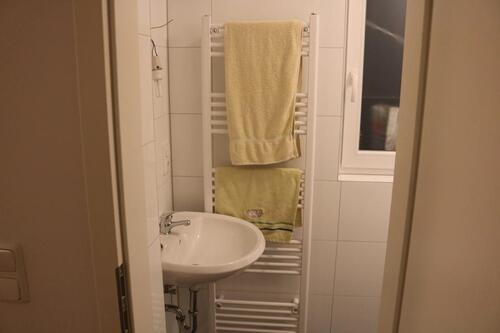 Foto - 1 Zimmer Etagenwohnung zur Miete in Seeheim-Jugenheim