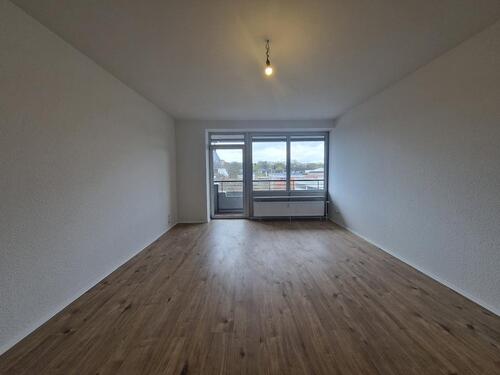 Foto - Renovierte 3-Zimmerwohnung im Center Carrée Steele!