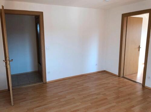 Foto - 2.5 Zimmer Dachgeschoßwohnung zur Miete in Sachsenheim