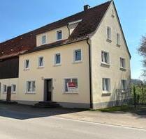Liebevoll renoviertes Haus mit ScheuneStall u.1 ha Weideland - Bühlertann
